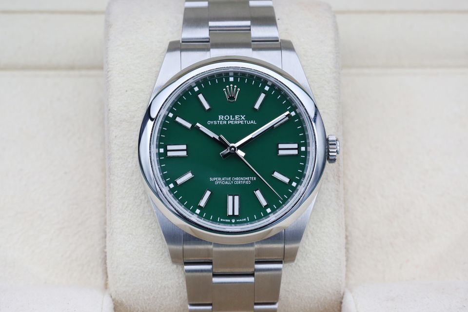 Rolex Oyster Perpetual 124300 Image 5